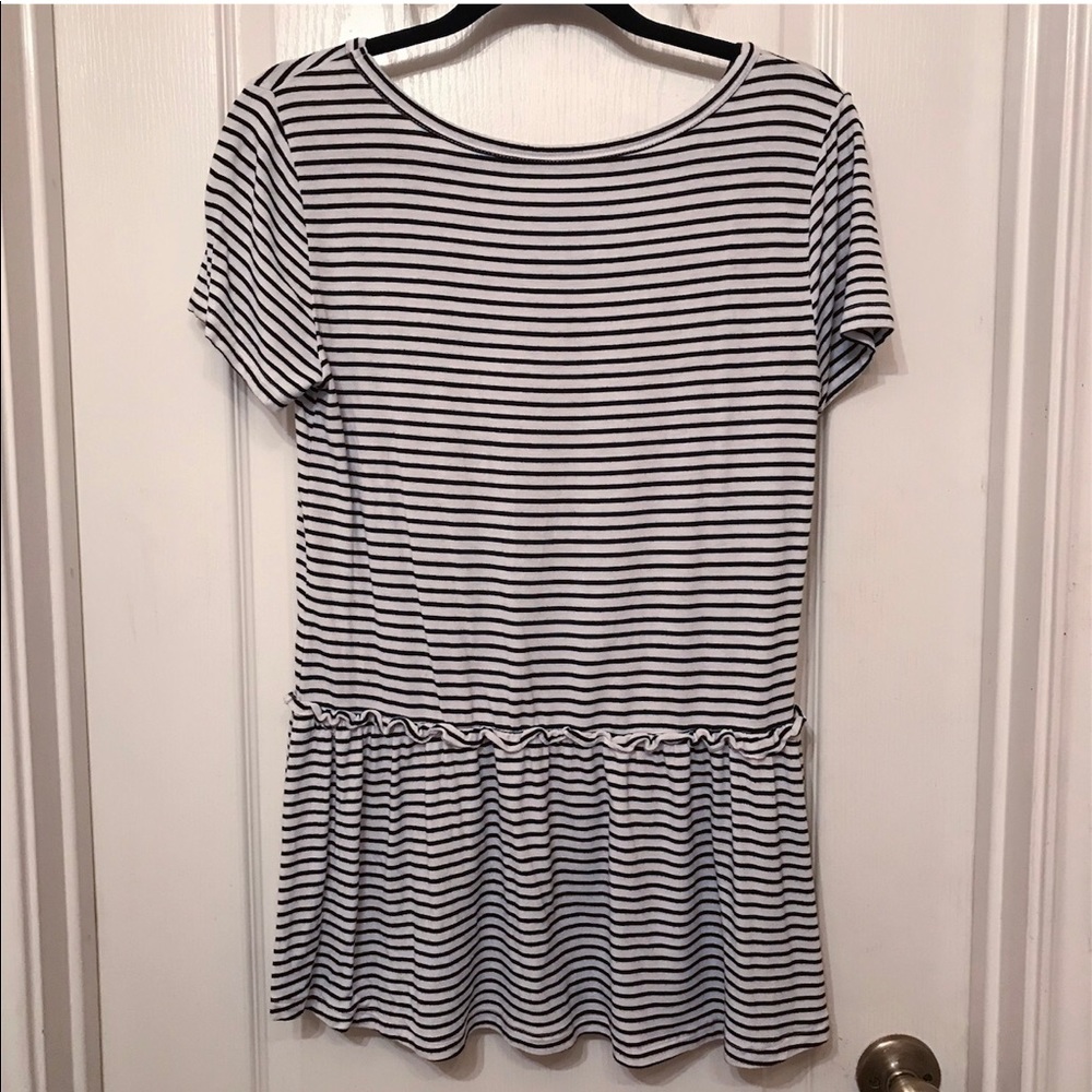 Striped Dropped Waist Ruffle Hem Top - Picture 4 of 5